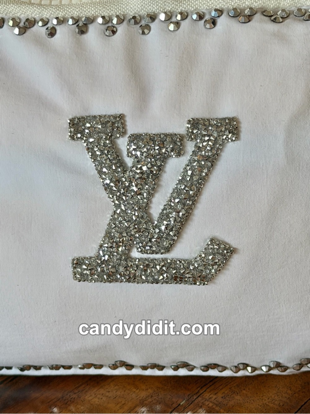 New! Handmade Candy Did It! White With Silver Crystal Logo Bum Bag Purse - Picture 6 of 13